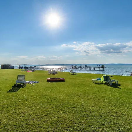 984 - Vizparti Panoramas * Balatonoszod